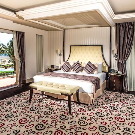 Premier Le Reve Hotel & Spa (Adults Only) Hurghada Exterior photo A bedroom at the resort