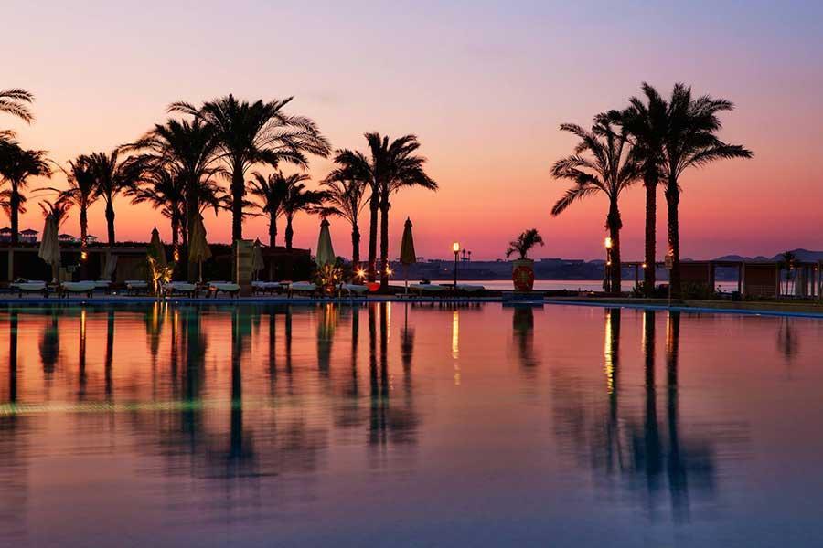 Premier Le Reve Hotel & Spa (Adults Only) Hurghada Exterior photo Sunset at the Dead Sea
